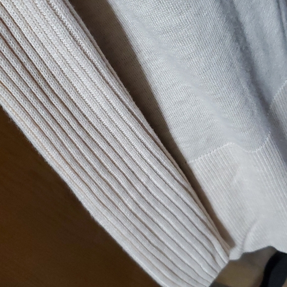 Soft surroundings beige cowl cashmere blend oversized sweater - Picture 6 of 9